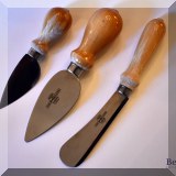 K04. Set of cheese knives. 